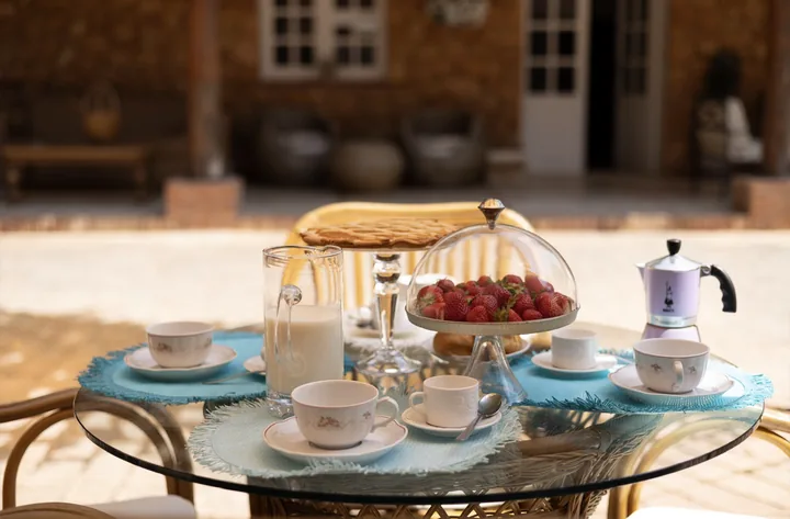 Colazione servita all’aperto